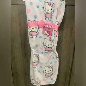 New Hello Kitty Light Lavender Spring Plush 50 x 70 Throw Blanket With Tag